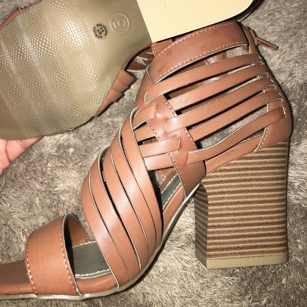 Summer shoes